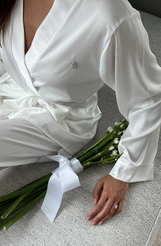 a model image wearing the products: silk de bride set