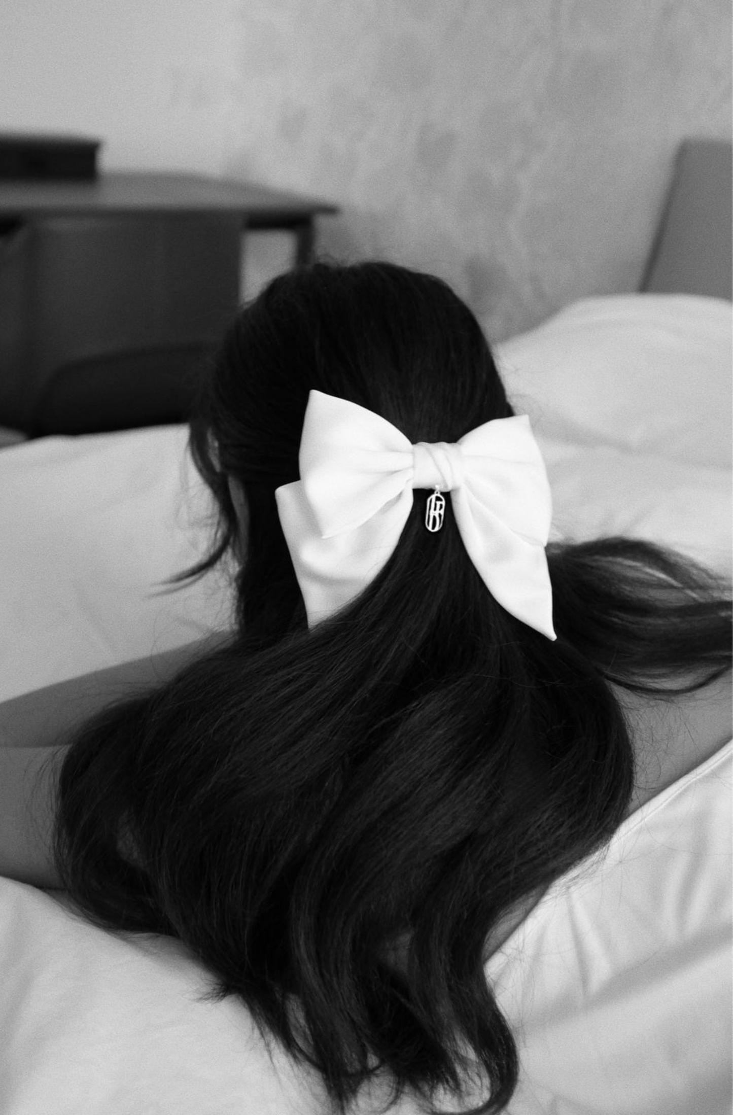 a Model image of the product: De Hair Bow